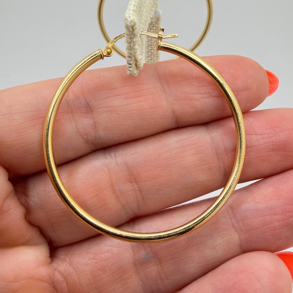 Vintage 14kt Yellow Gold 42mm round hoop earrings! - Picture 8 of 15